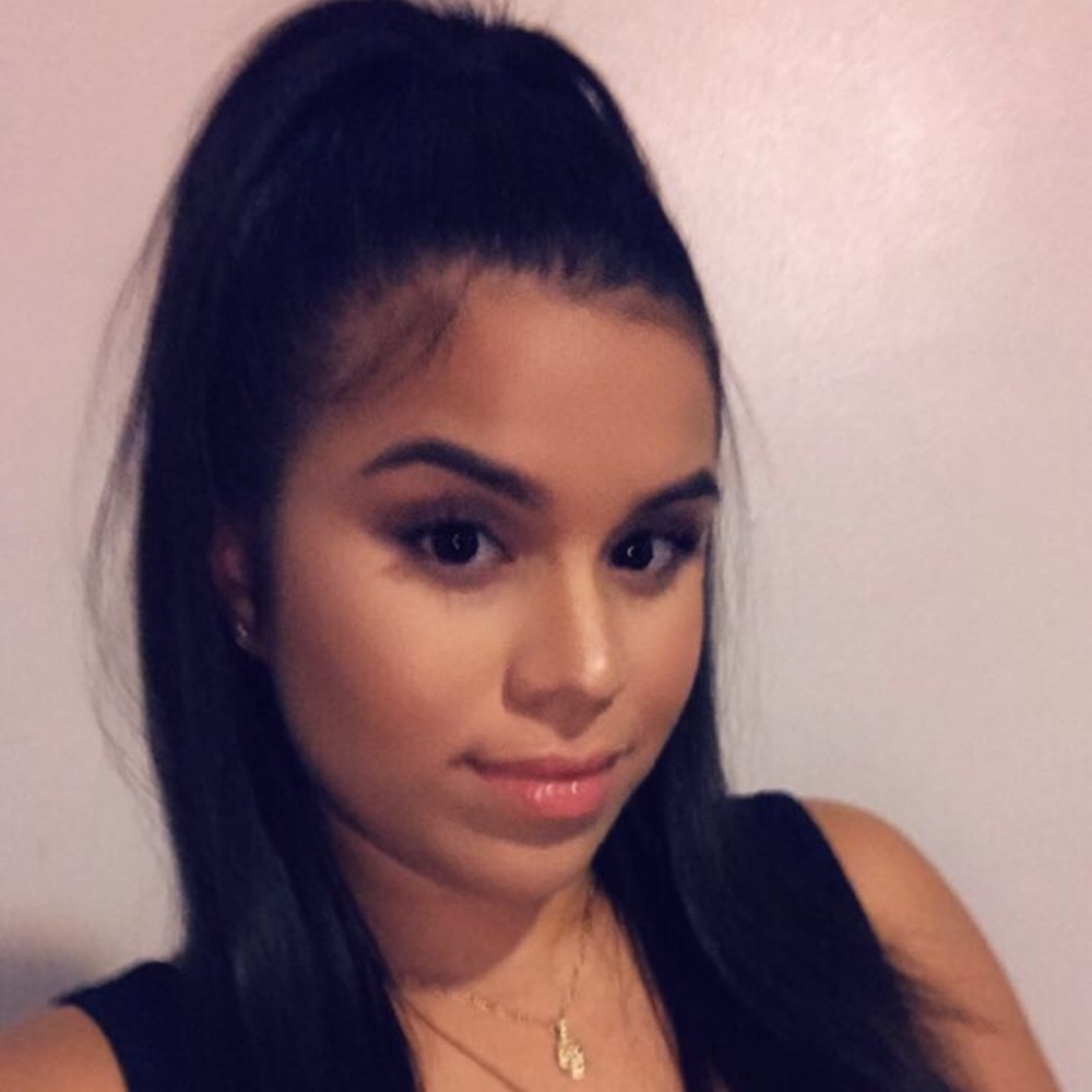 Meet your Posher, Crystal